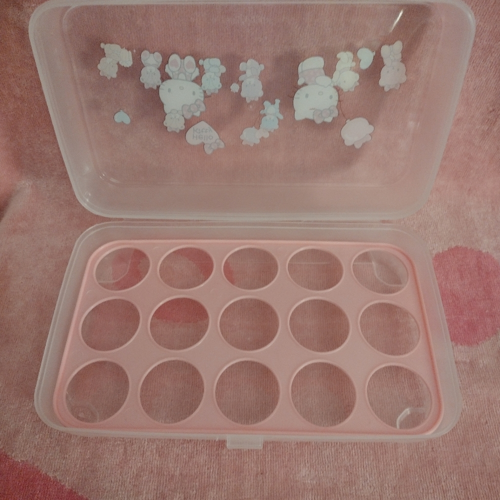 Hello Kitty Egg Storage Box - Picture 6 of 6